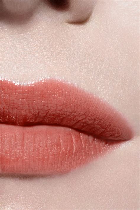 chanel rouge coco emilenne|Chanel Rouge Coco baume buildable.